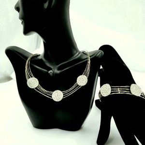 🔴 Silver Thread Rhinestone Demi-parure